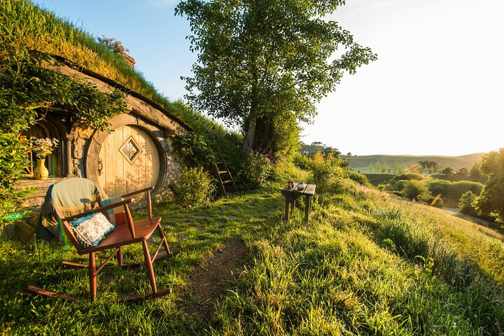 Hobbiton Movie Set Signature Tour Early Access (Avoid the crowds) - Photo 1 of 25